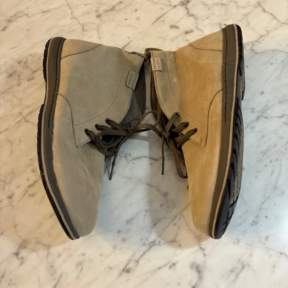 Columbia Men's Waterproof Chukka Boots‎ Beige Leather Lace Up Size 11.5